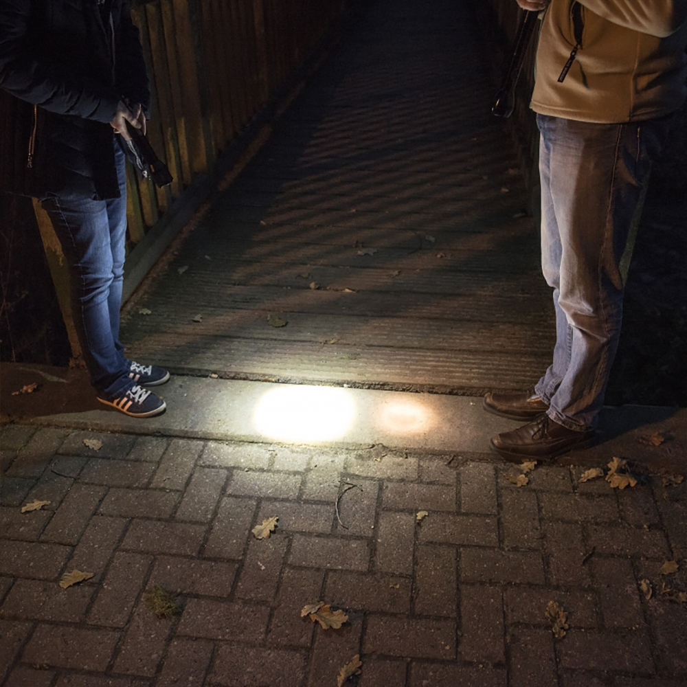 Džepna baterijska LED lampa Connex, 1000 Lm                                 